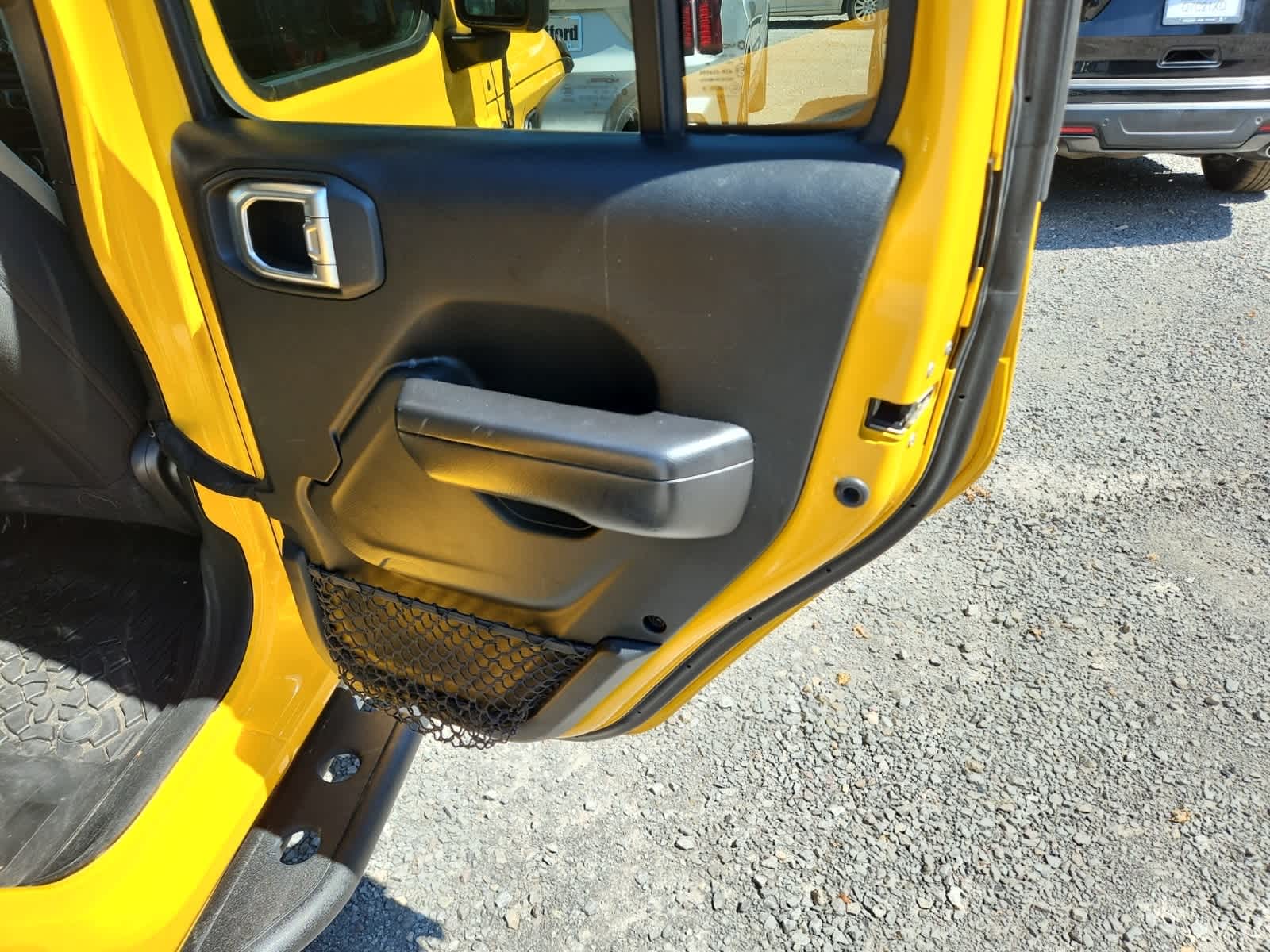 Thumbnail: 2020 Jeep Wrangler - 23