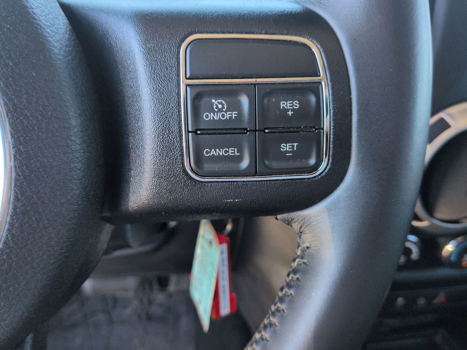 Thumbnail: 2016 Jeep Wrangler - 23