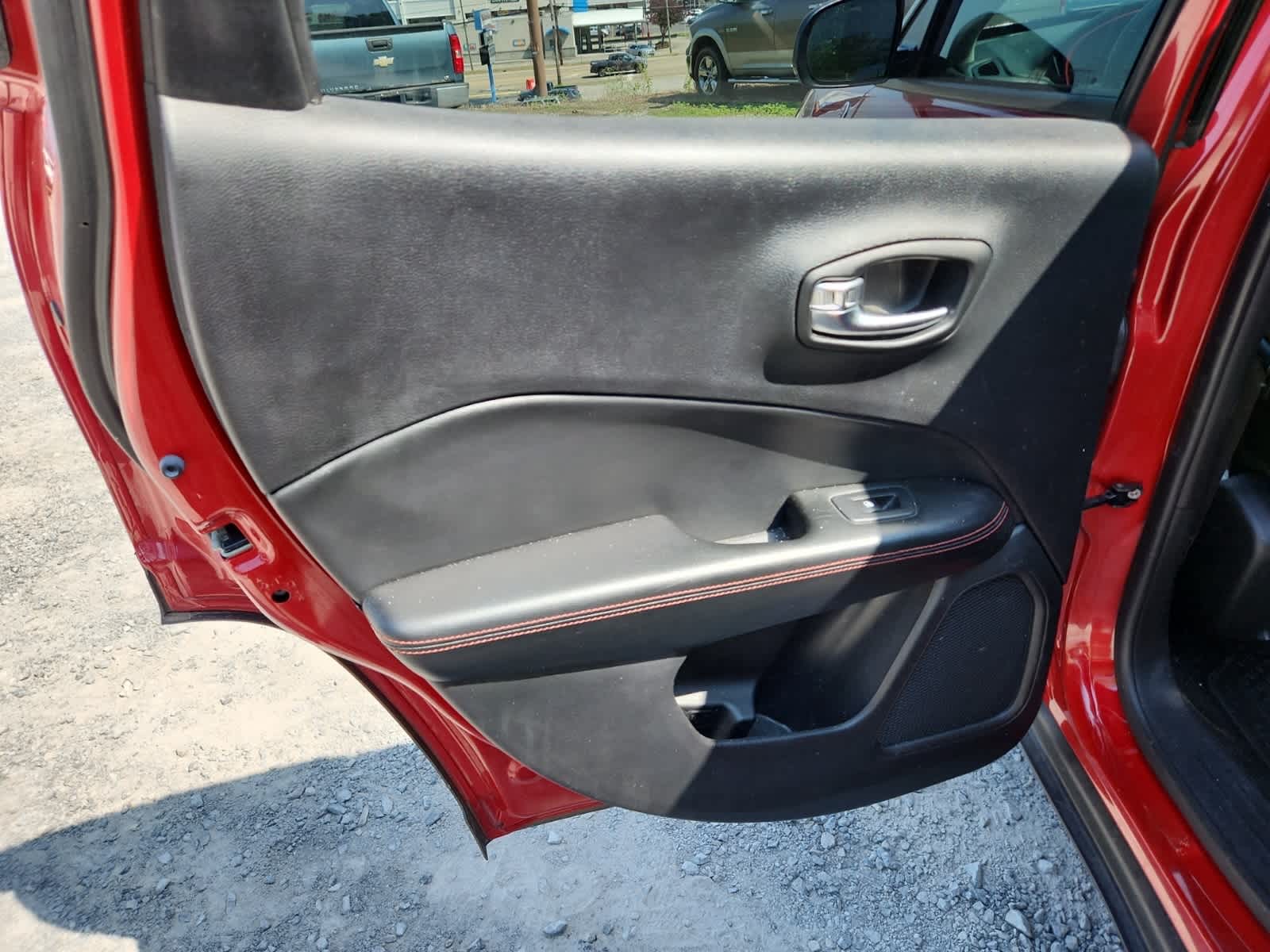Thumbnail: 2020 Jeep Compass - 27