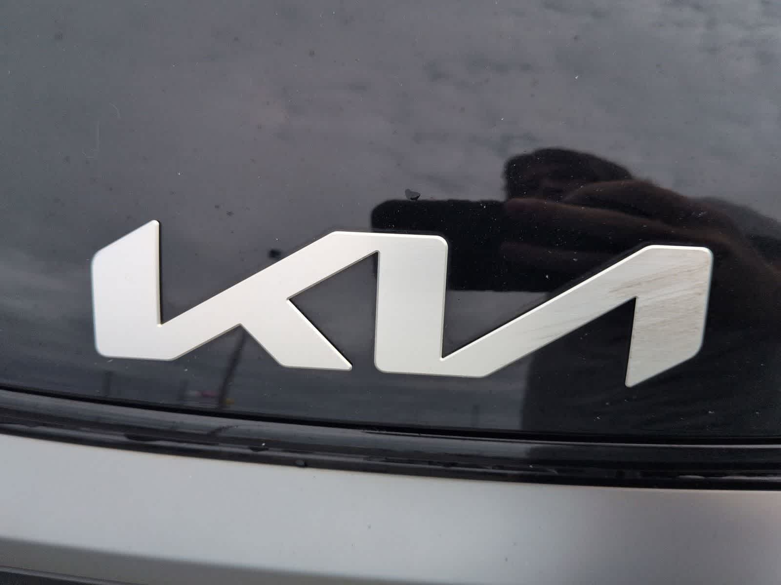 Thumbnail: 2023 Kia Sportage - 12