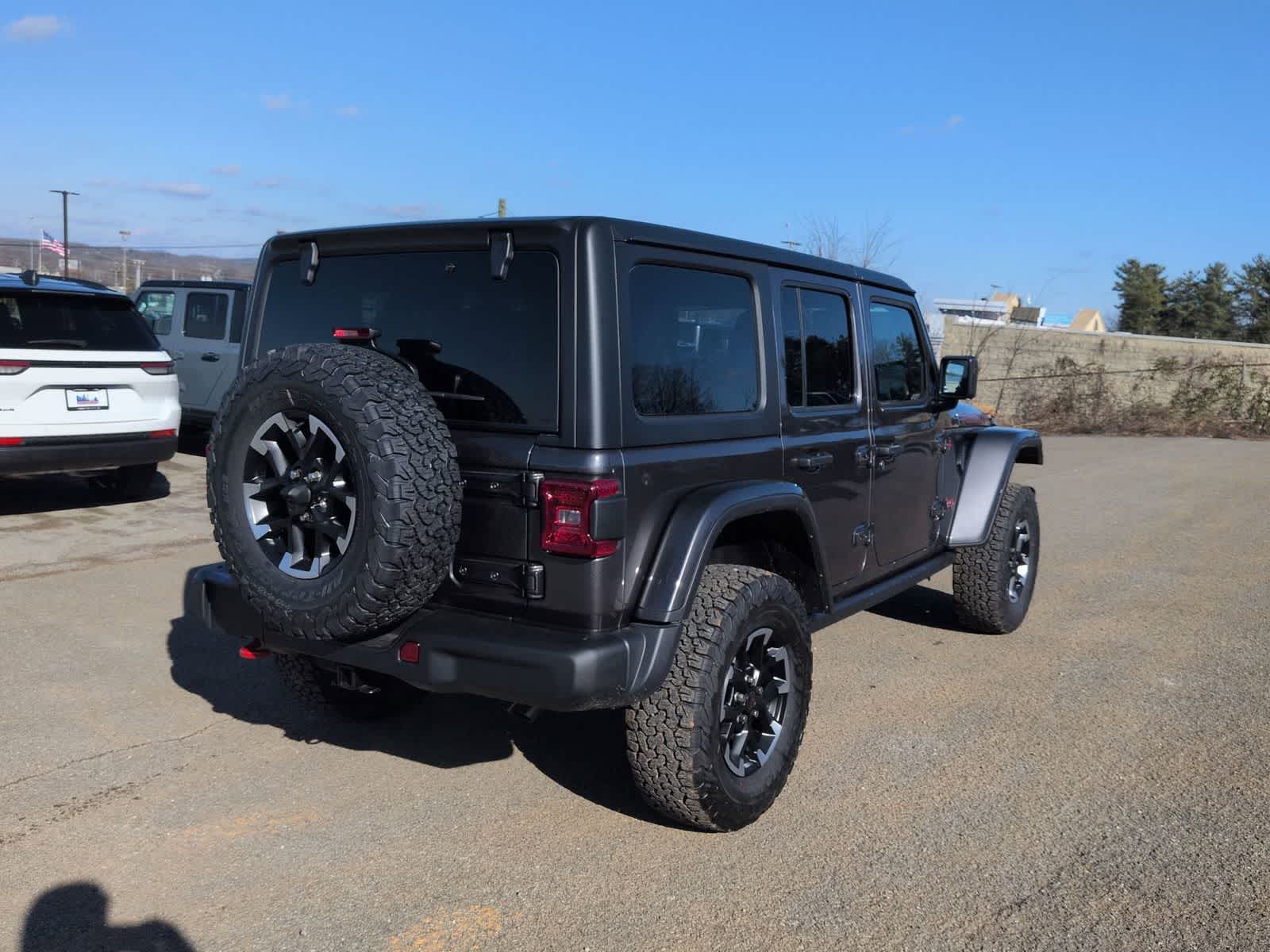 Thumbnail: 2026 Jeep Wrangler - 8