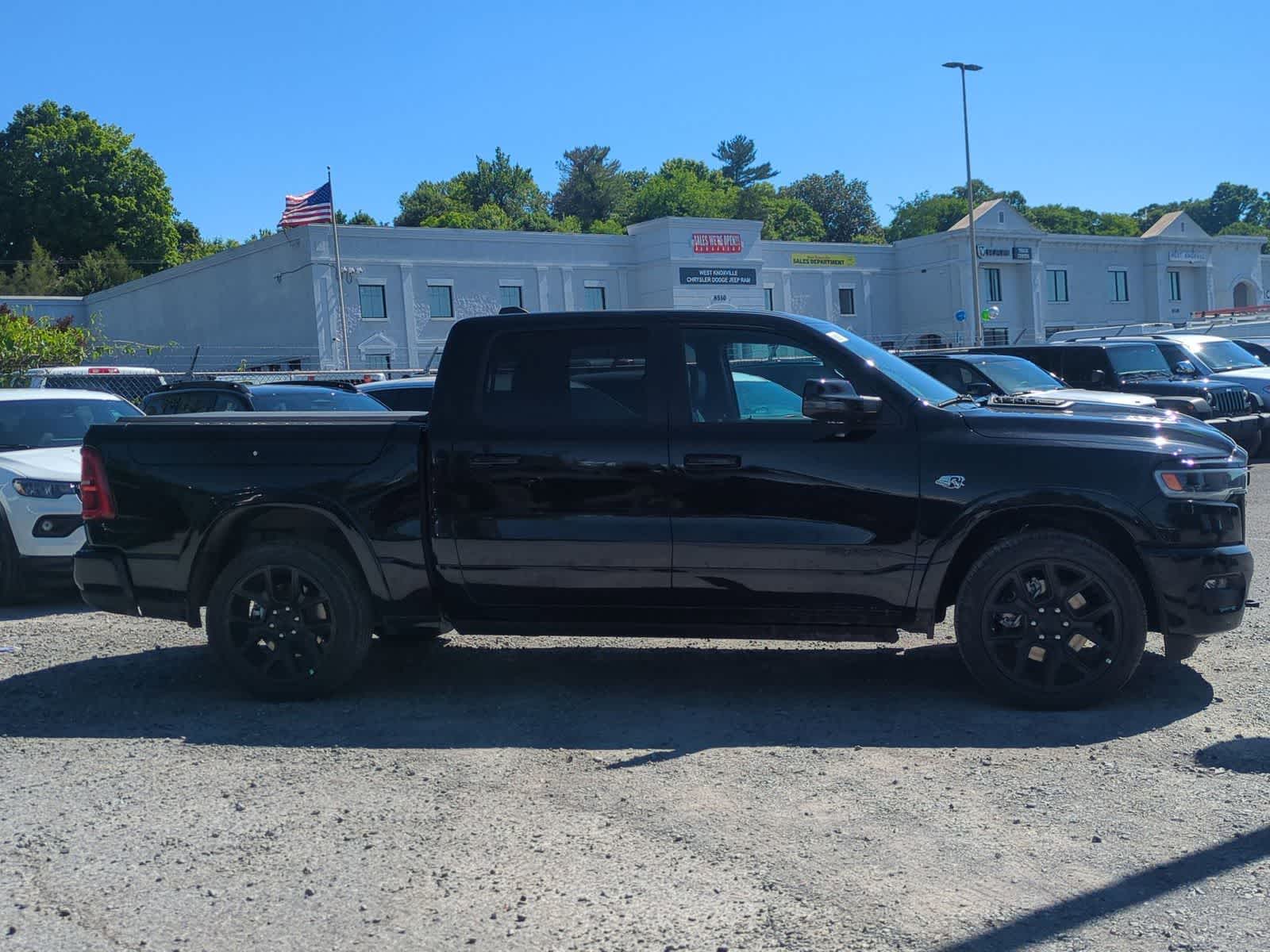 Thumbnail: 2026 RAM 1500 - 9