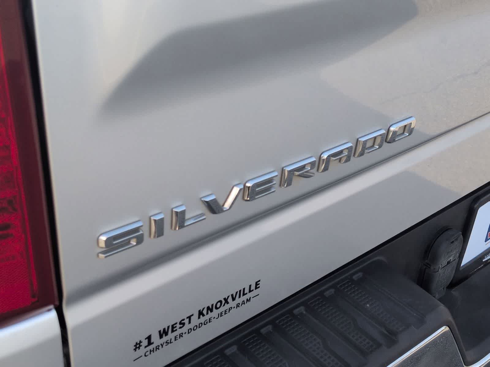 Thumbnail: 2021 Chevrolet Silverado 1500 - 13