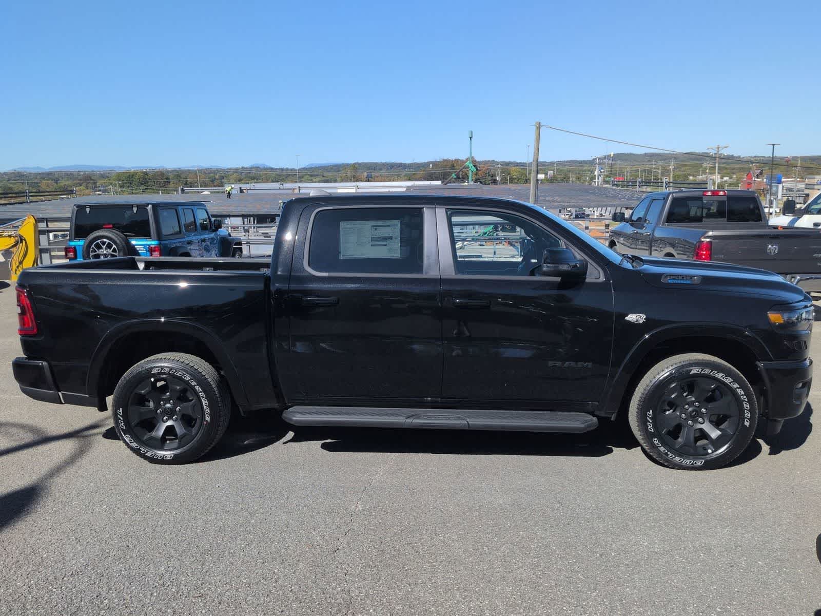 Thumbnail: 2026 RAM 1500 - 9