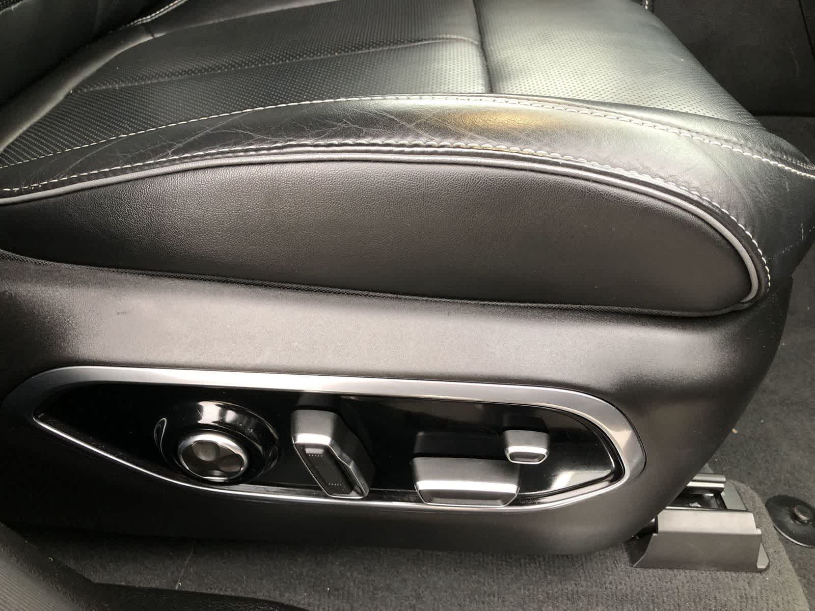 Thumbnail: 2022 Jeep Grand Cherokee - 37