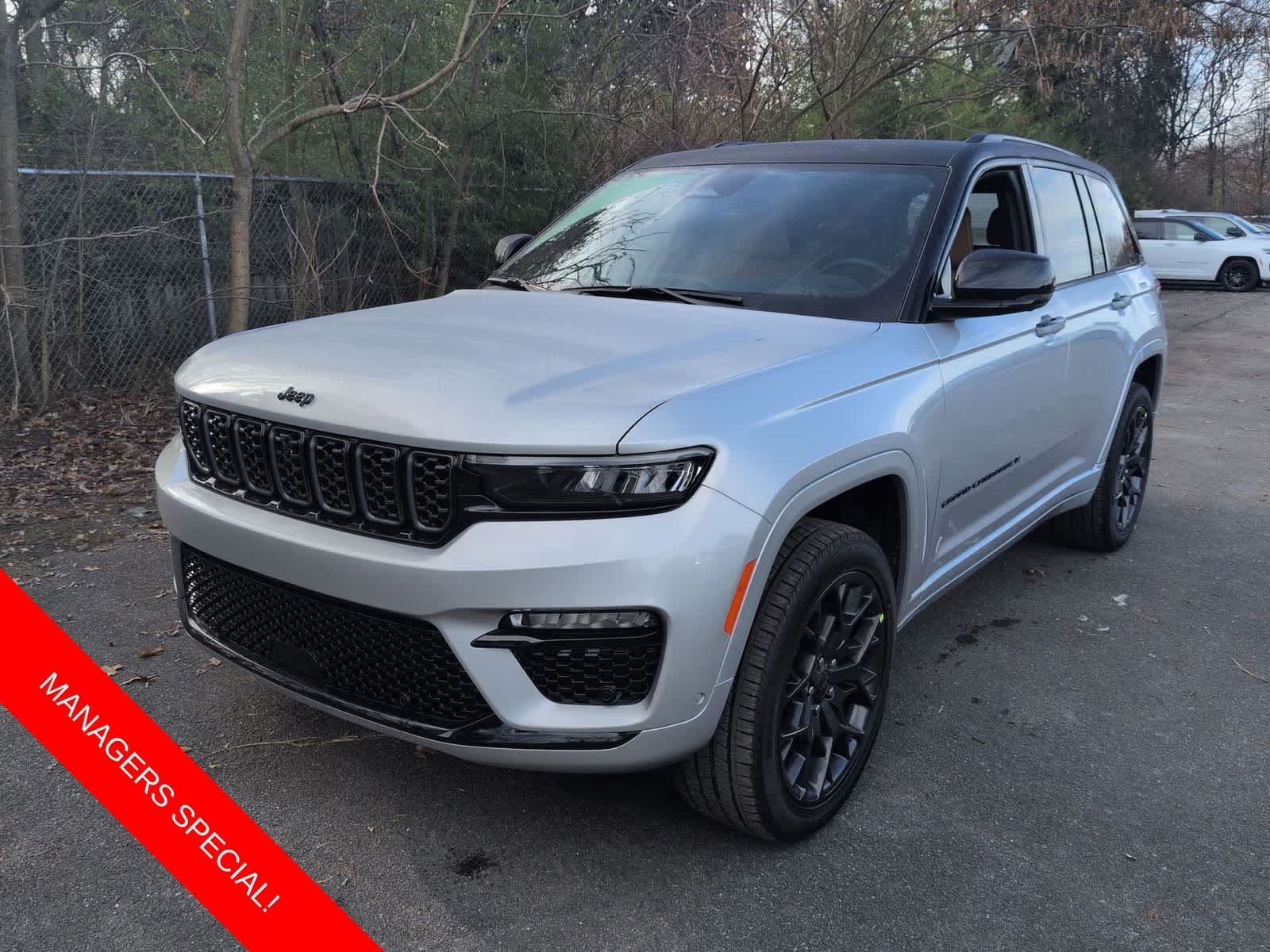 Thumbnail: 2025 Jeep Grand Cherokee - 4