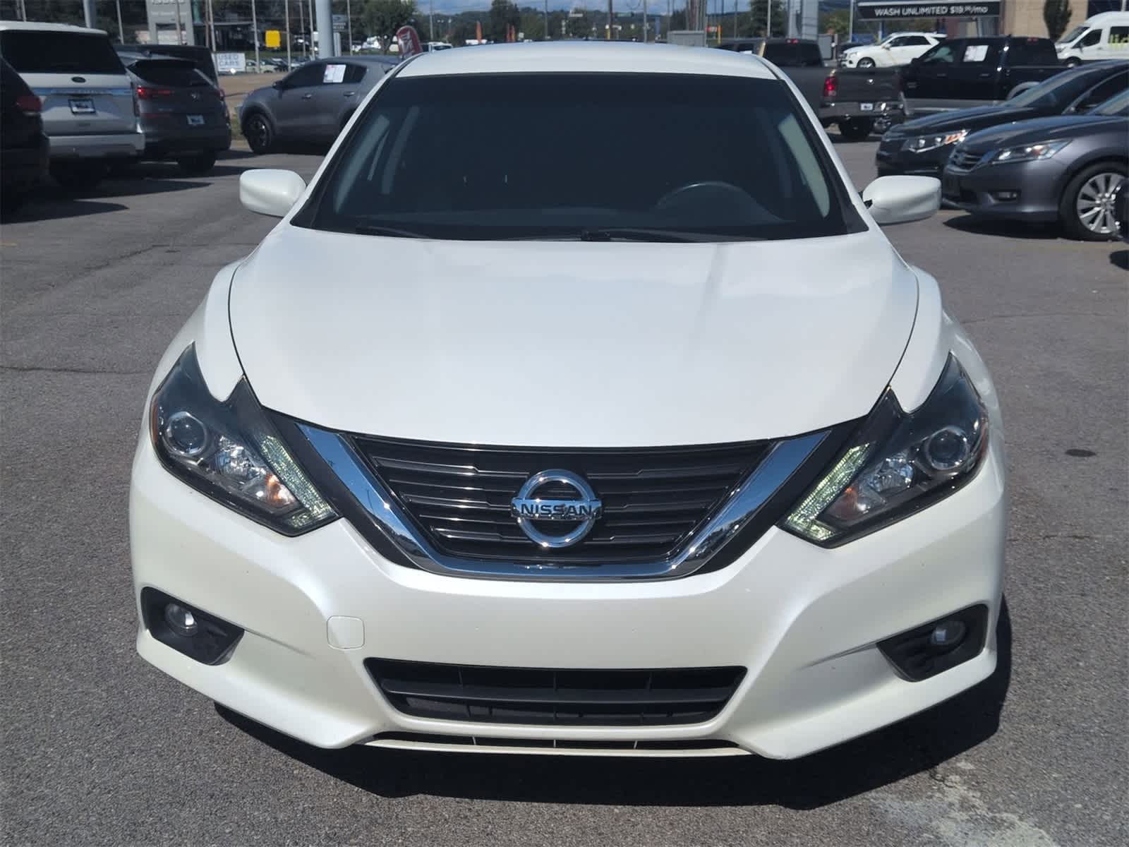 Thumbnail: 2016 Nissan Altima - 3