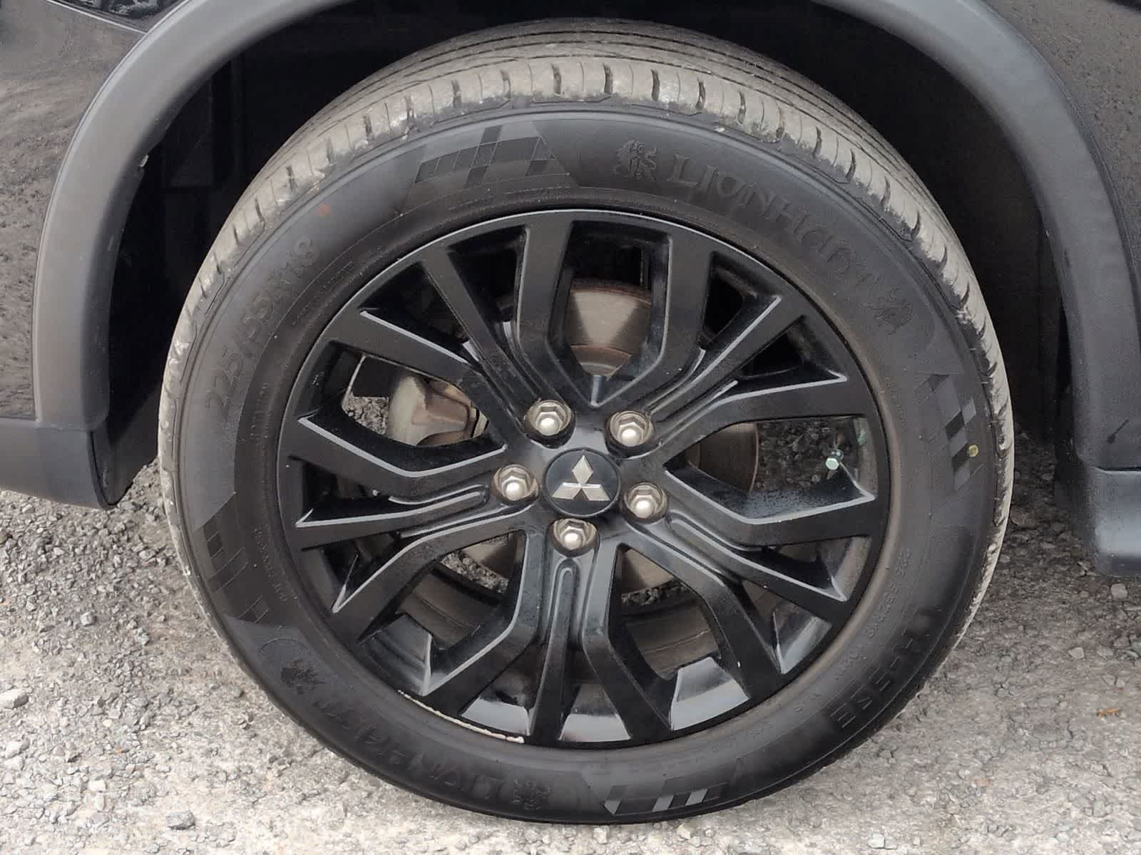 Thumbnail: 2019 Mitsubishi Outlander Sport - 14