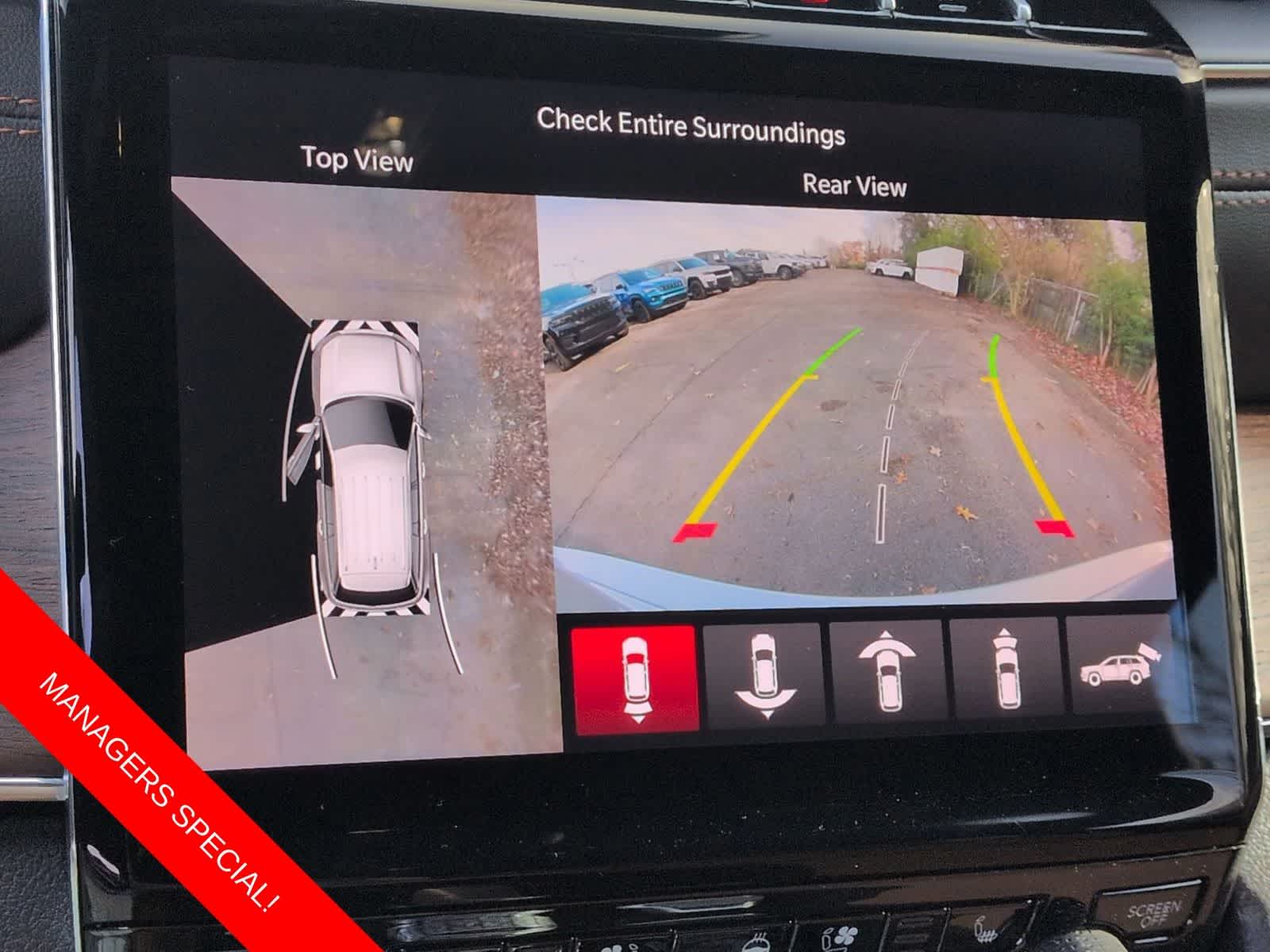 Thumbnail: 2025 Jeep Grand Cherokee - 29