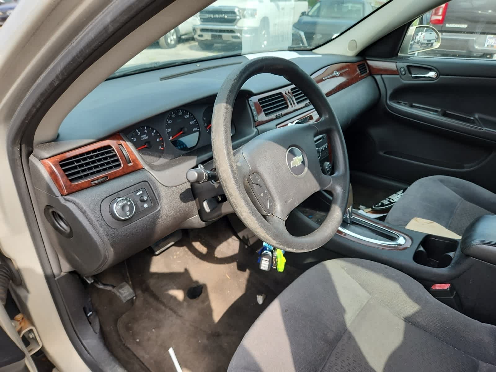 Thumbnail: 2008 Chevrolet Impala - 16