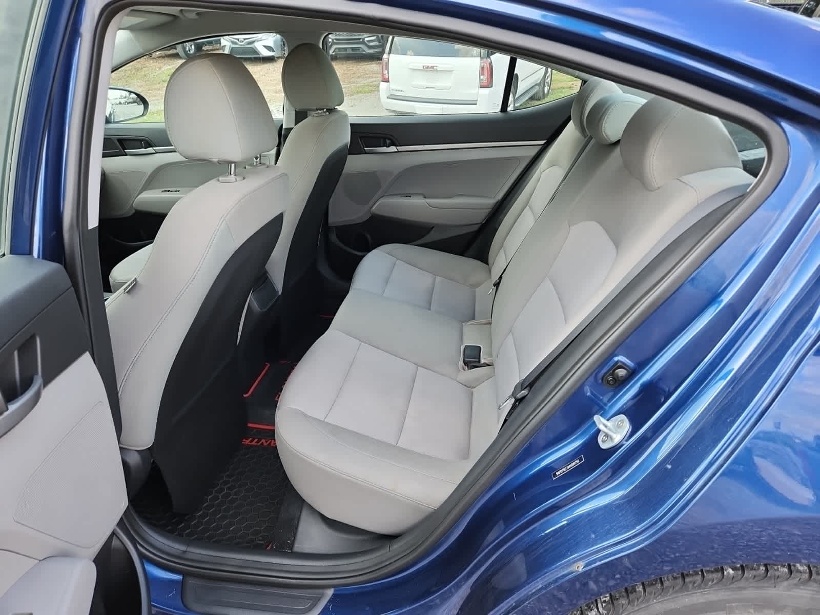 Thumbnail: 2017 Hyundai Elantra - 25