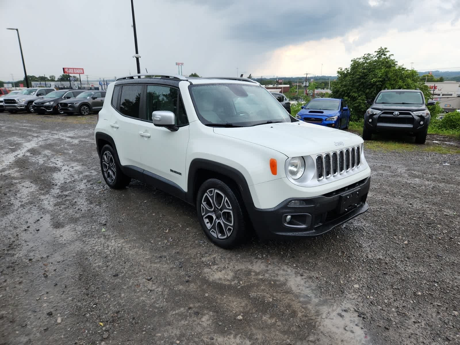 Thumbnail: 2015 Jeep Renegade - 7