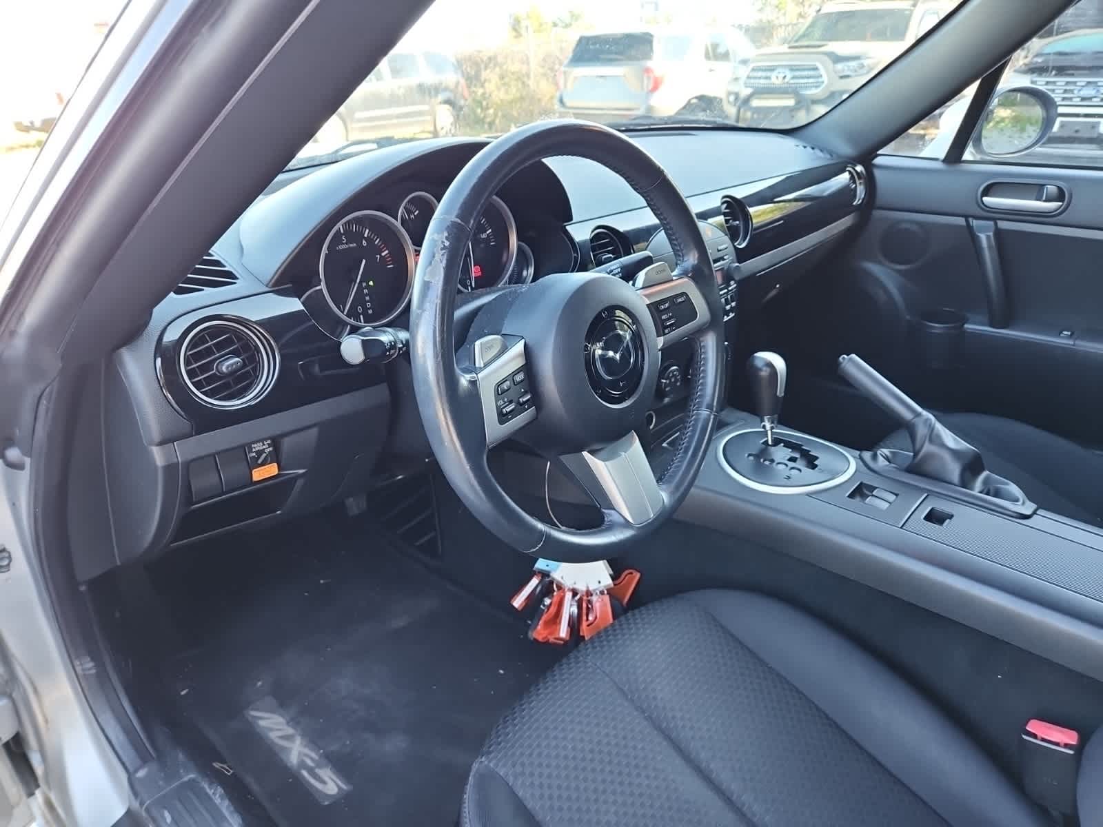 Thumbnail: 2006 Mazda MX-5 Miata - 14