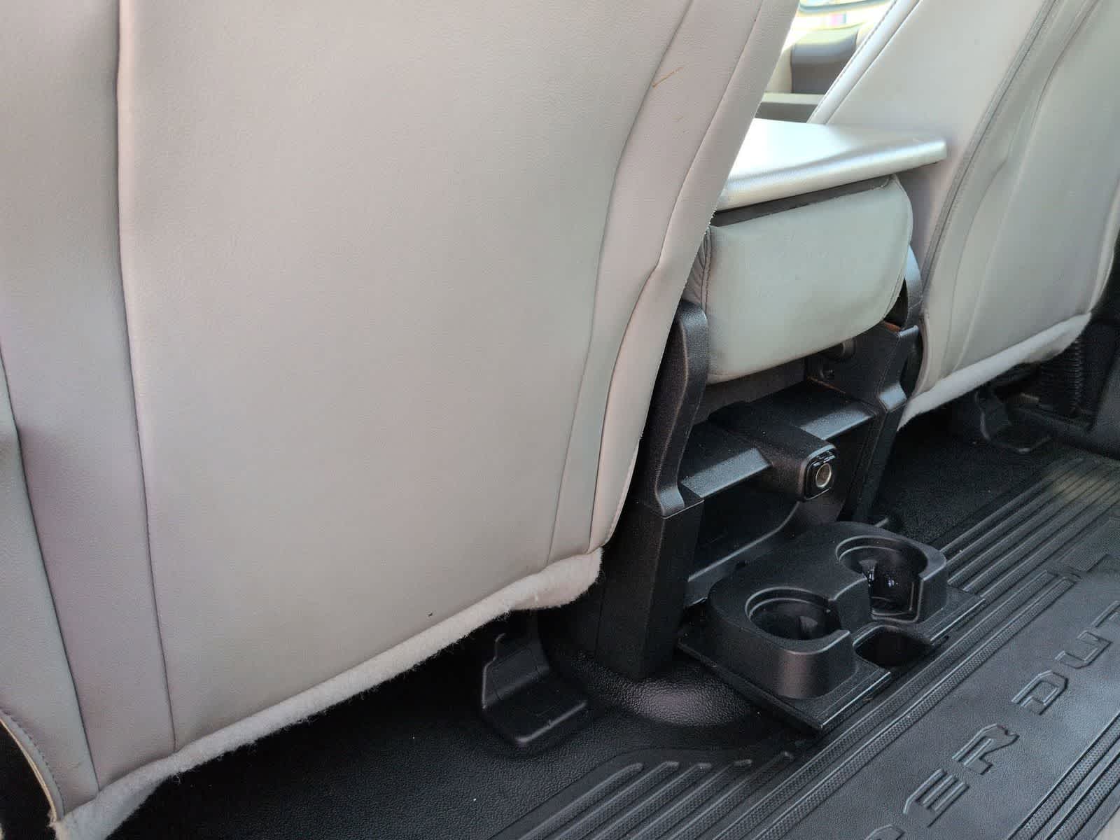 Thumbnail: 2019 Ford Econoline - 17