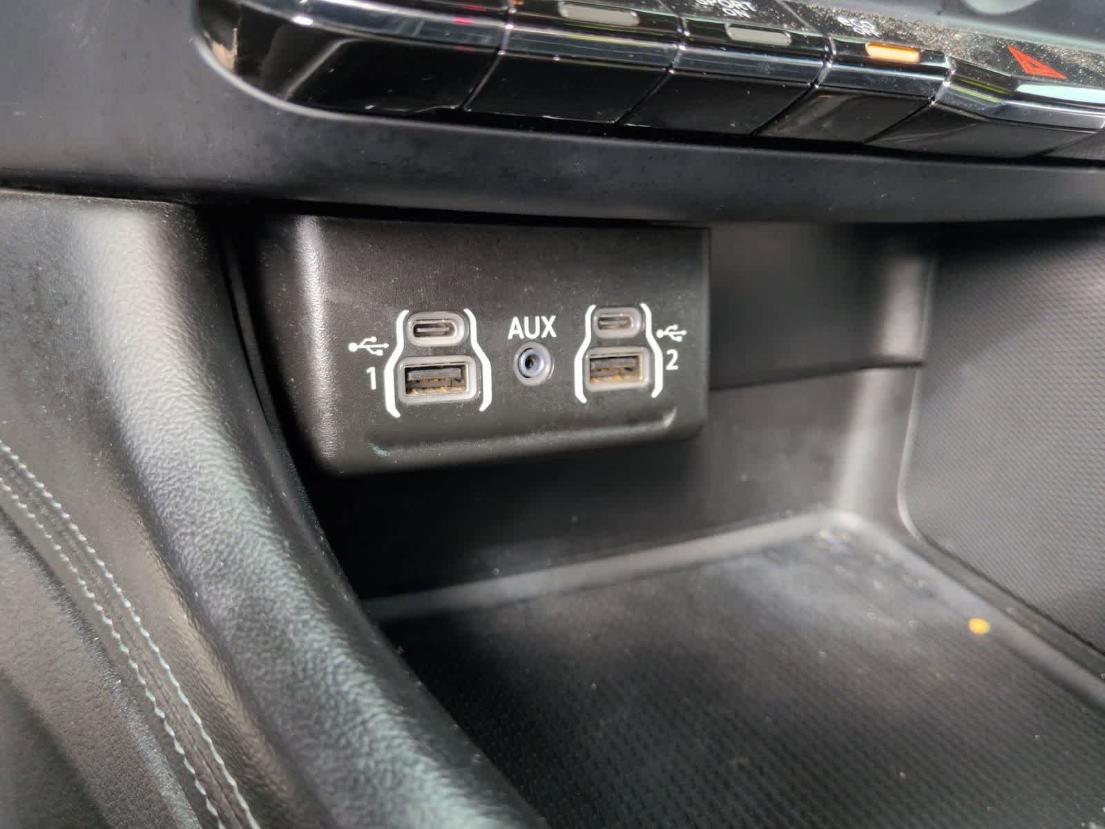 Thumbnail: 2022 Dodge Durango - 28