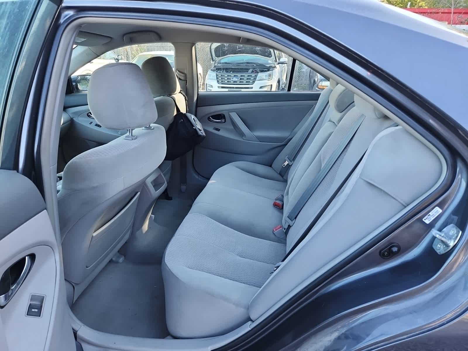 Thumbnail: 2011 Toyota Camry - 25