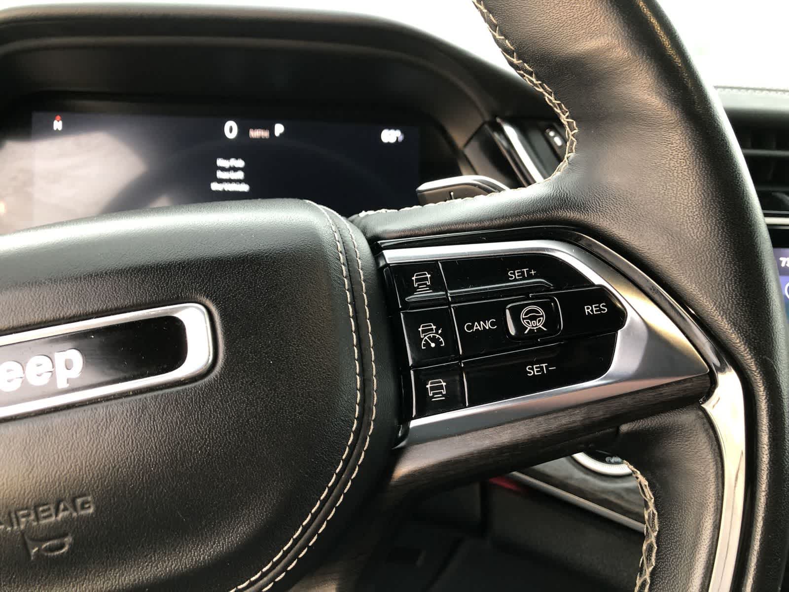 Thumbnail: 2022 Jeep Grand Cherokee - 23