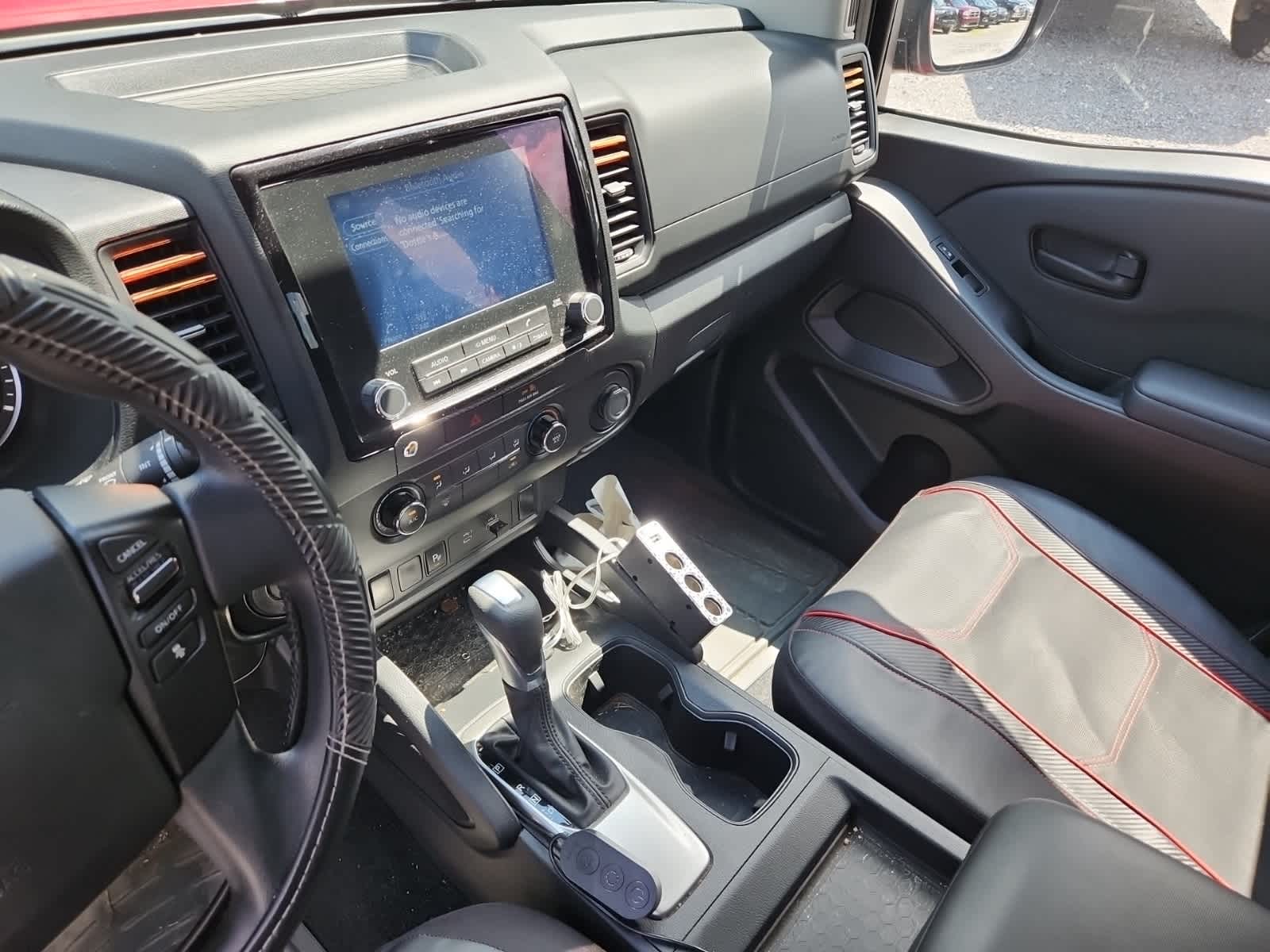 Thumbnail: 2022 Nissan Frontier - 11