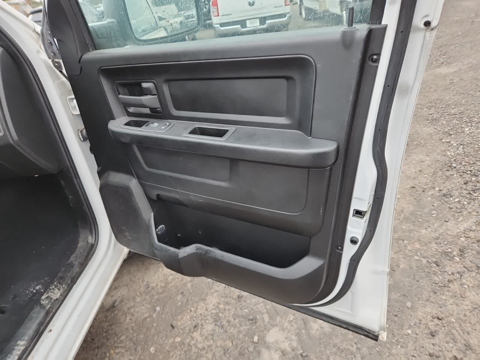 Thumbnail: 2022 RAM 1500 Classic - 22