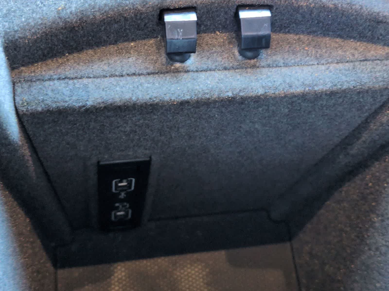 Thumbnail: 2017 Mercedes-Benz GLS - 23