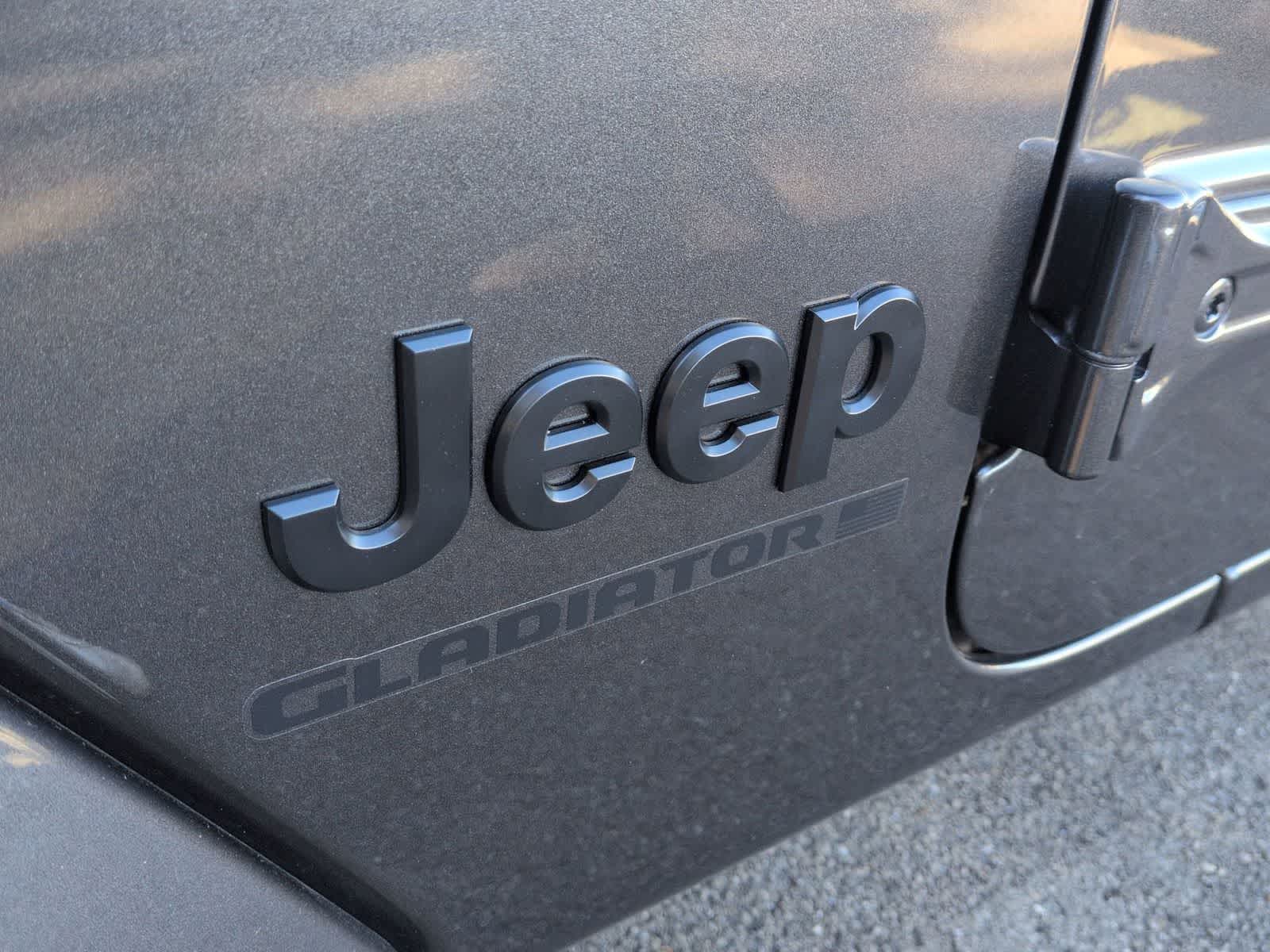 Thumbnail: 2026 Jeep Gladiator - 4
