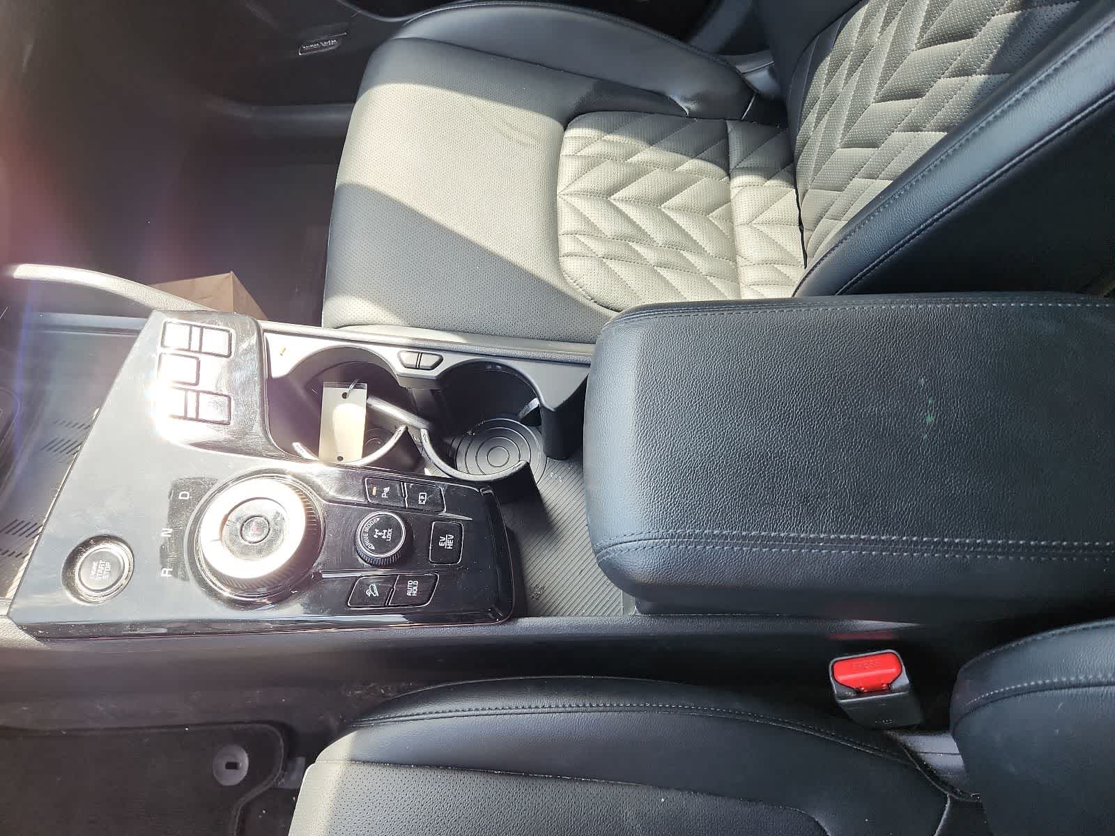 Thumbnail: 2023 Kia Sportage - 11