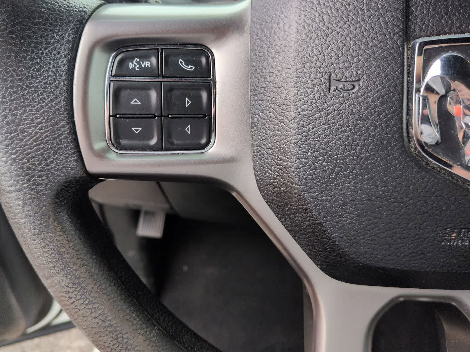 Thumbnail: 2021 RAM 1500 Classic - 21