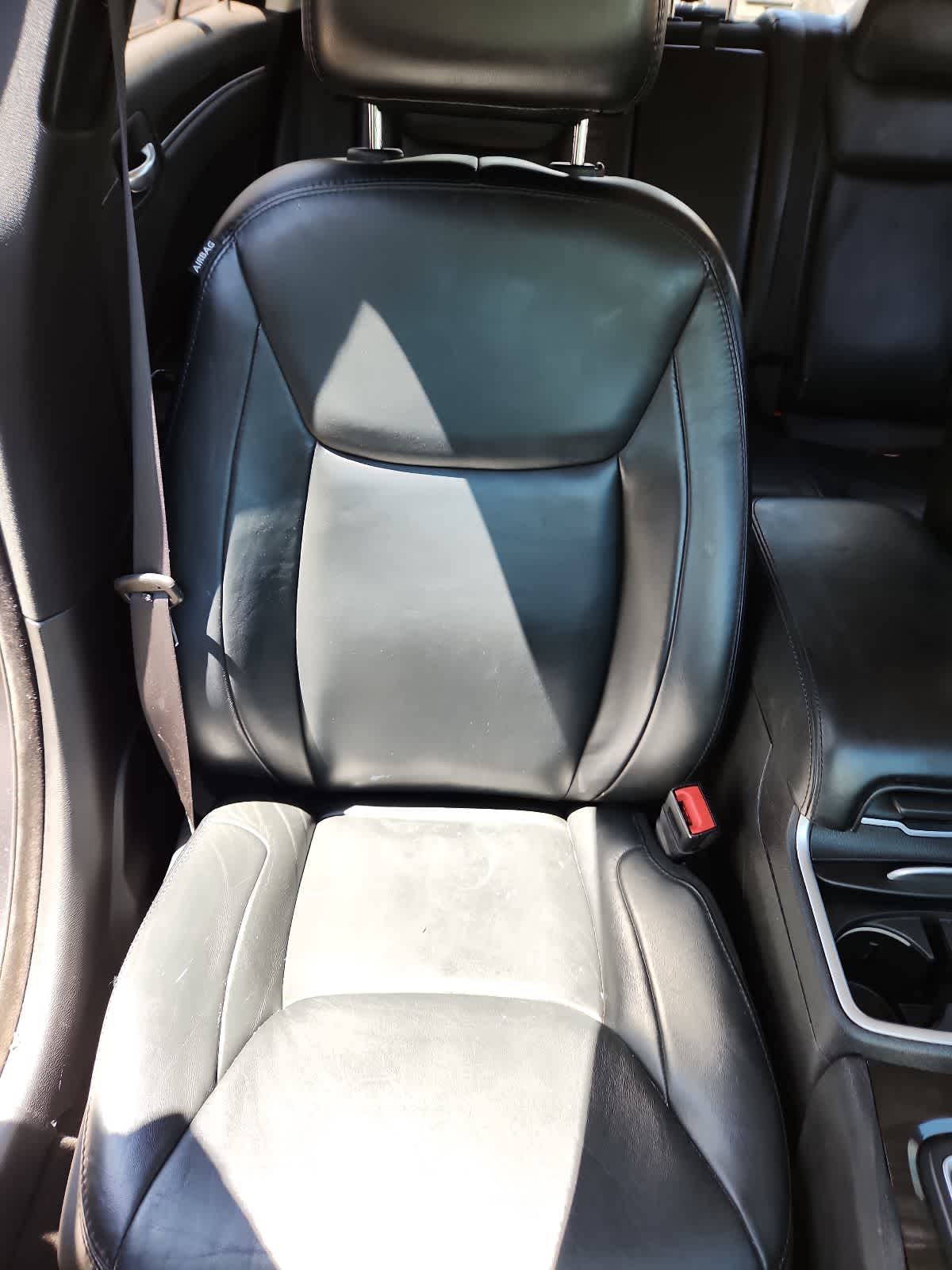 Thumbnail: 2015 Chrysler 300 - 18