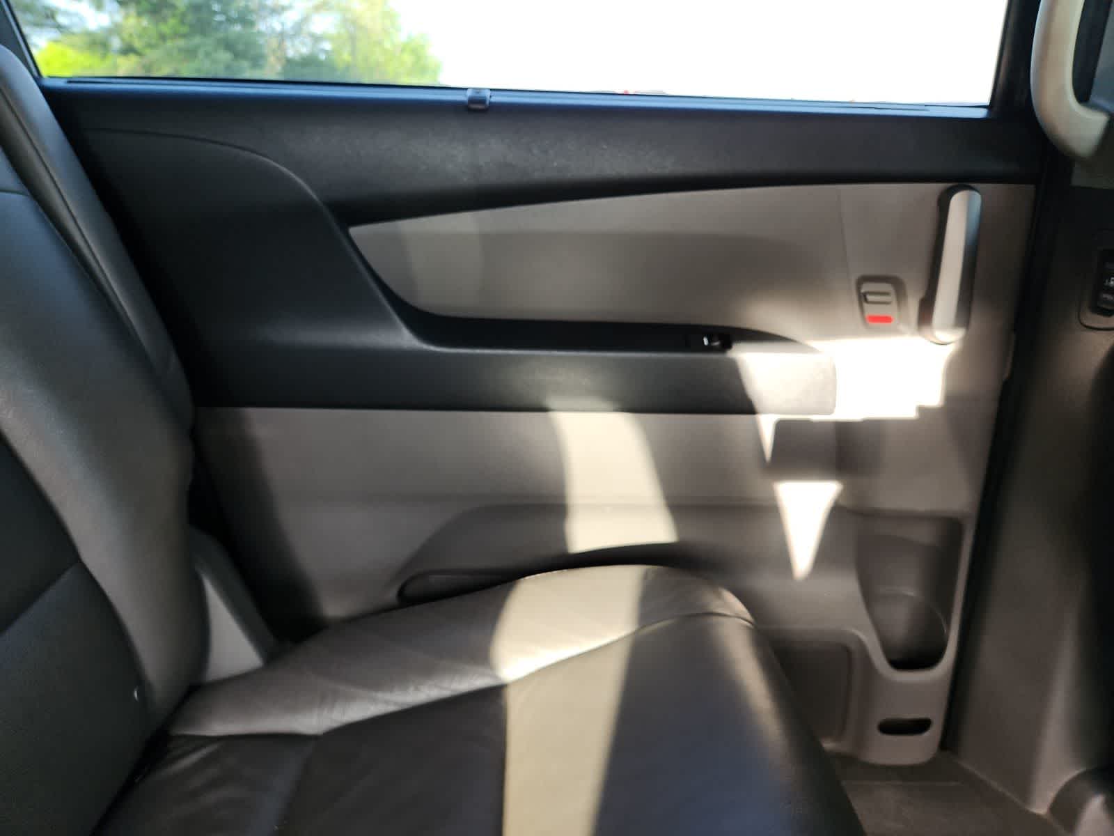 Thumbnail: 2012 Honda Odyssey - 24