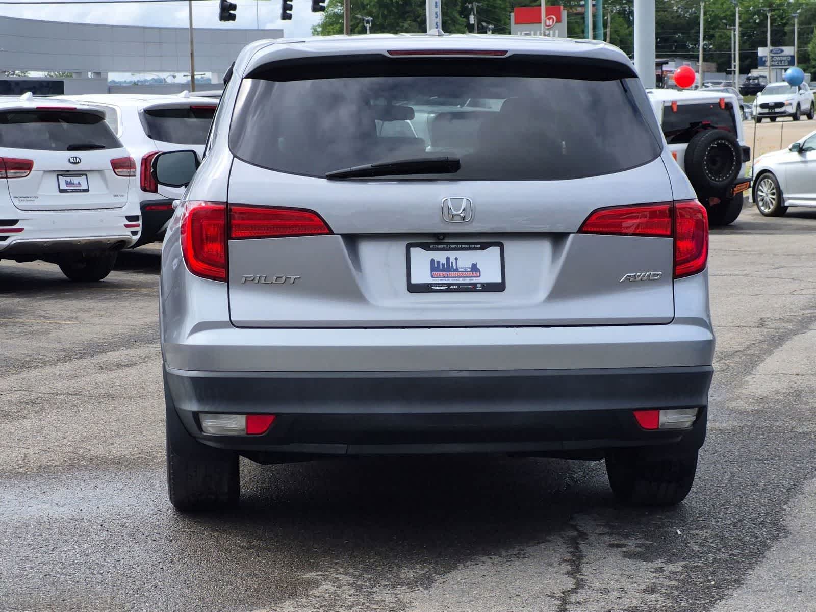 Thumbnail: 2016 Honda Pilot - 7