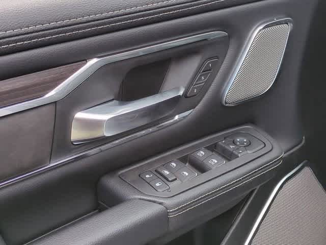 Thumbnail: 2025 RAM 1500 - 17