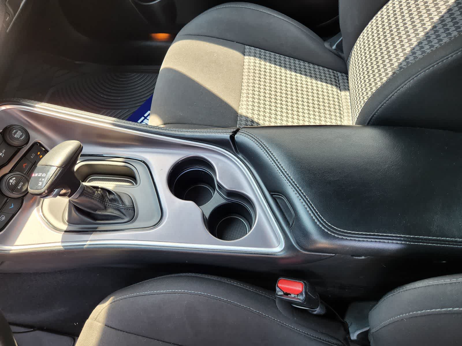 Thumbnail: 2022 Dodge Challenger - 11