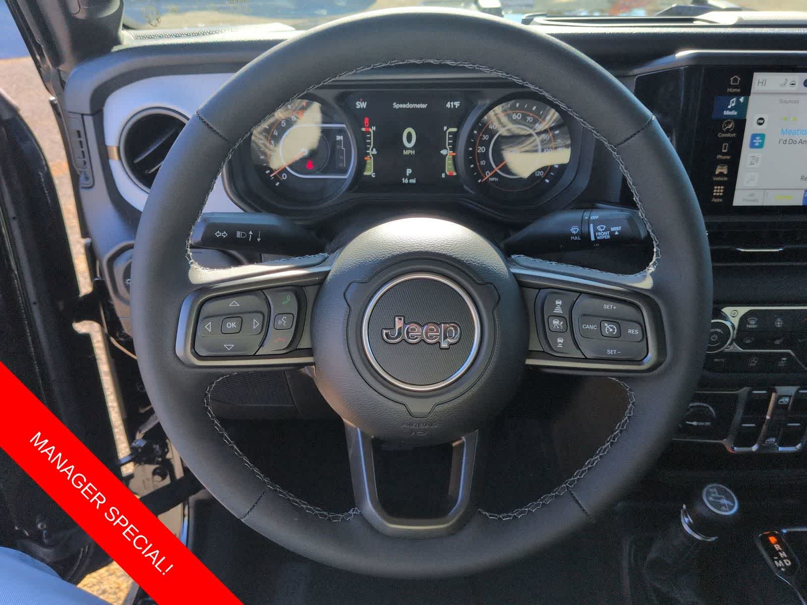 Thumbnail: 2026 Jeep Gladiator - 21