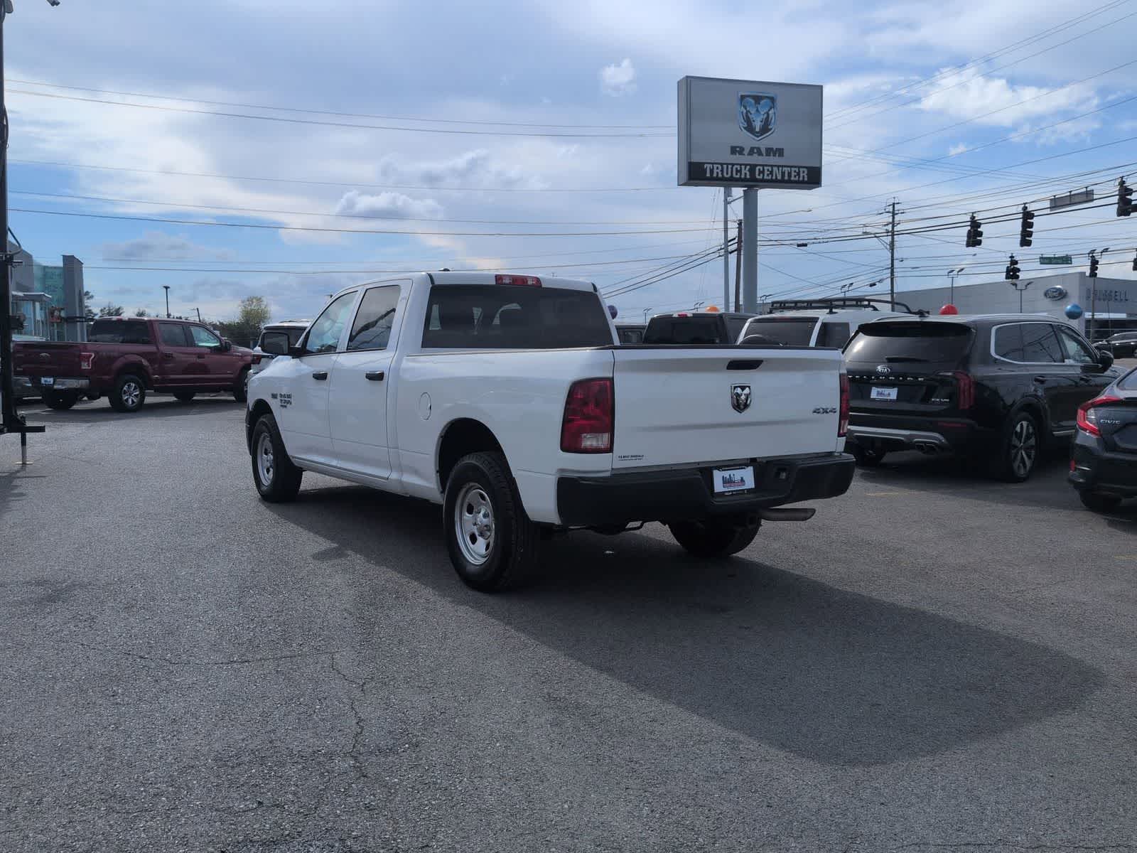 Thumbnail: 2022 RAM 1500 Classic - 6