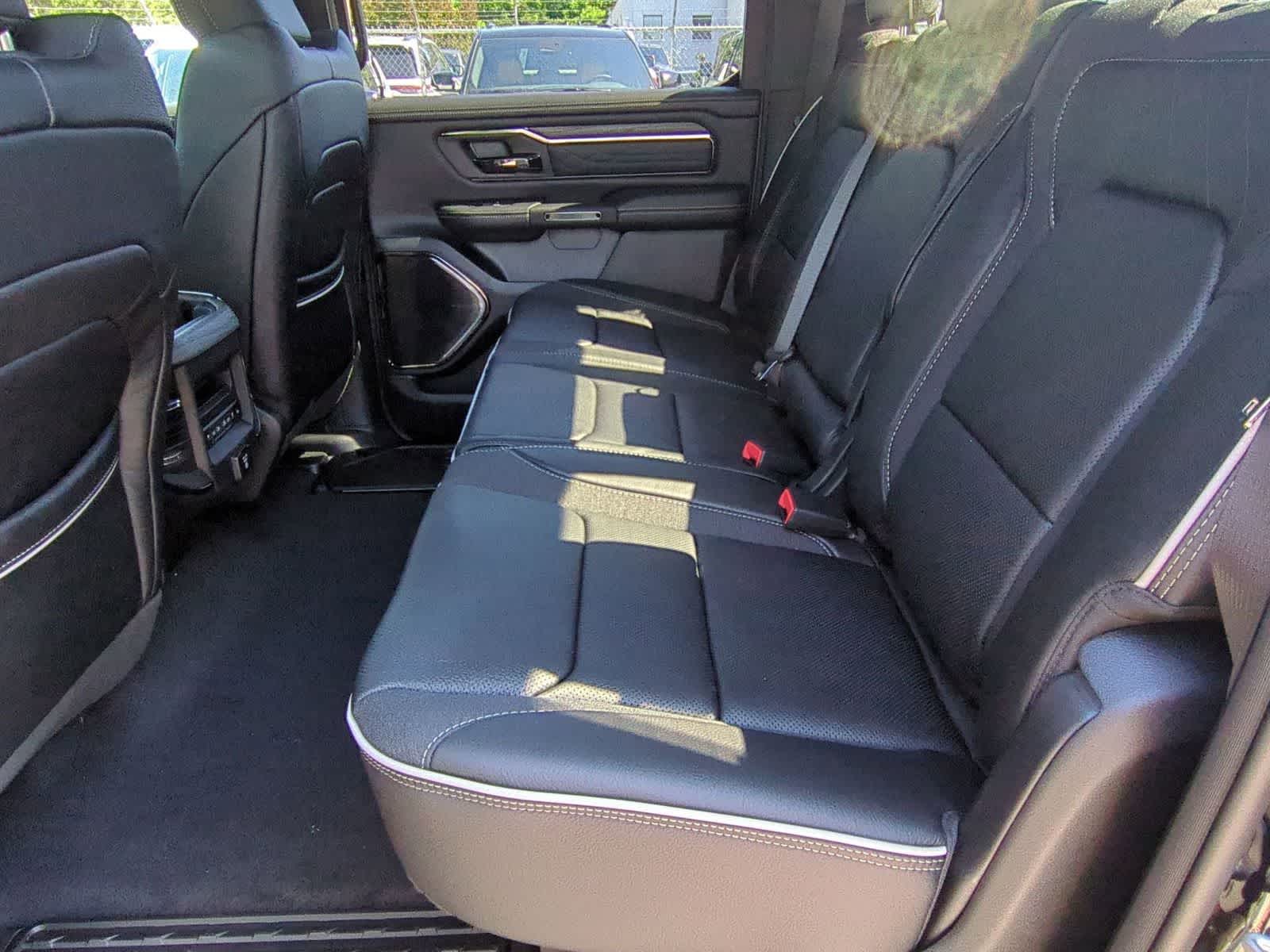 Thumbnail: 2026 RAM 1500 - 18