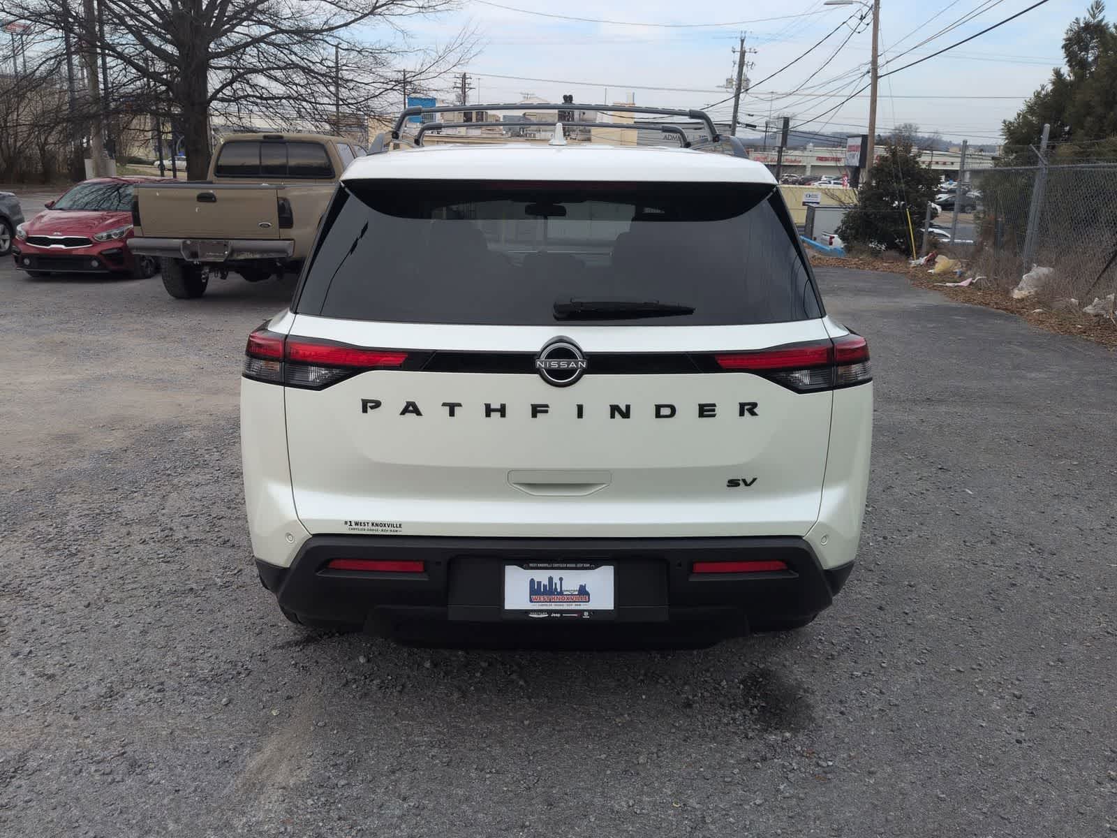 Thumbnail: 2024 Nissan Pathfinder - 7