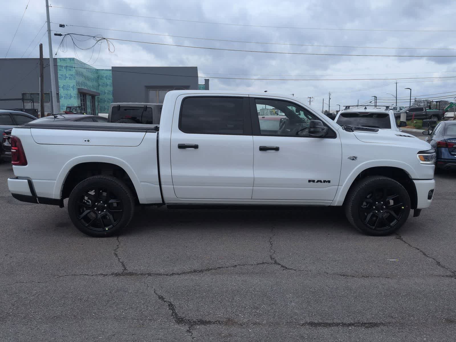 Thumbnail: 2026 RAM 1500 - 9