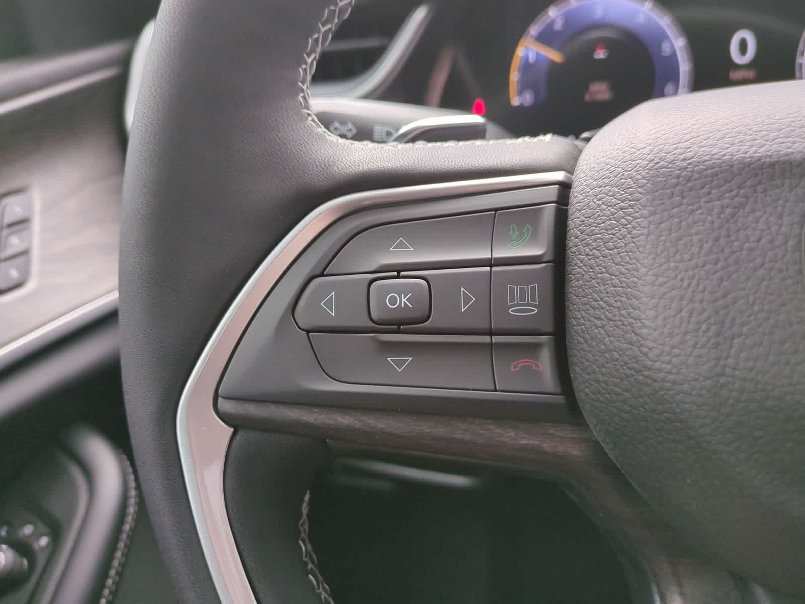 Thumbnail: 2025 Jeep Grand Cherokee L - 24