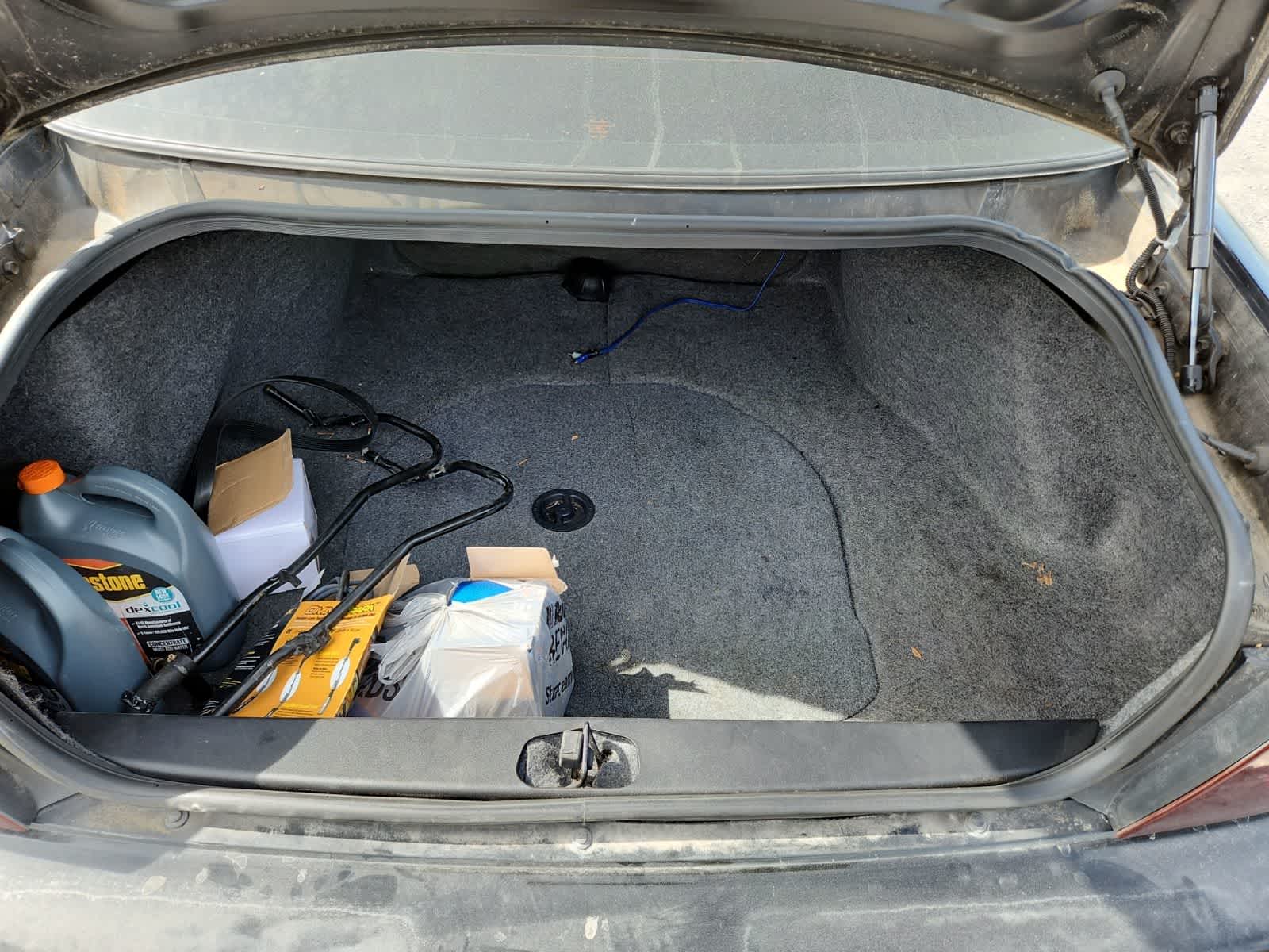 Thumbnail: 2002 Chevrolet Impala - 28