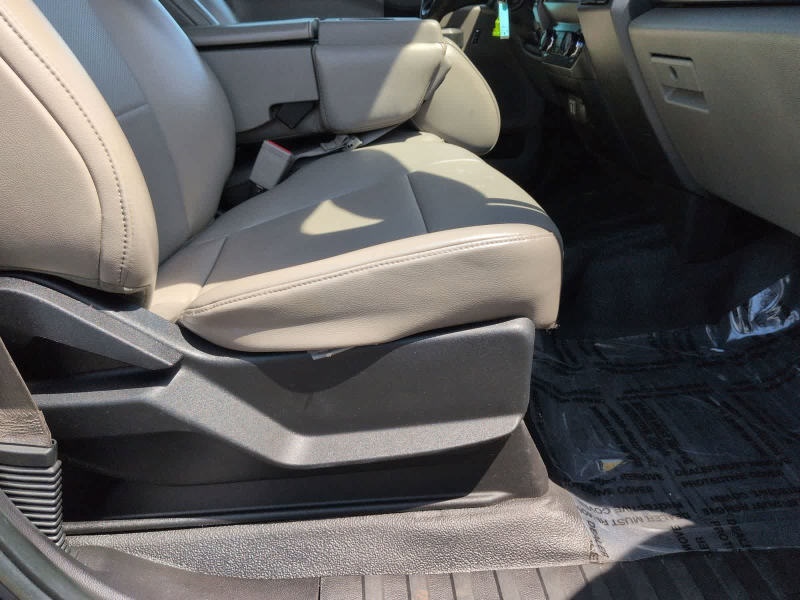 Thumbnail: 2019 Ford Econoline - 20