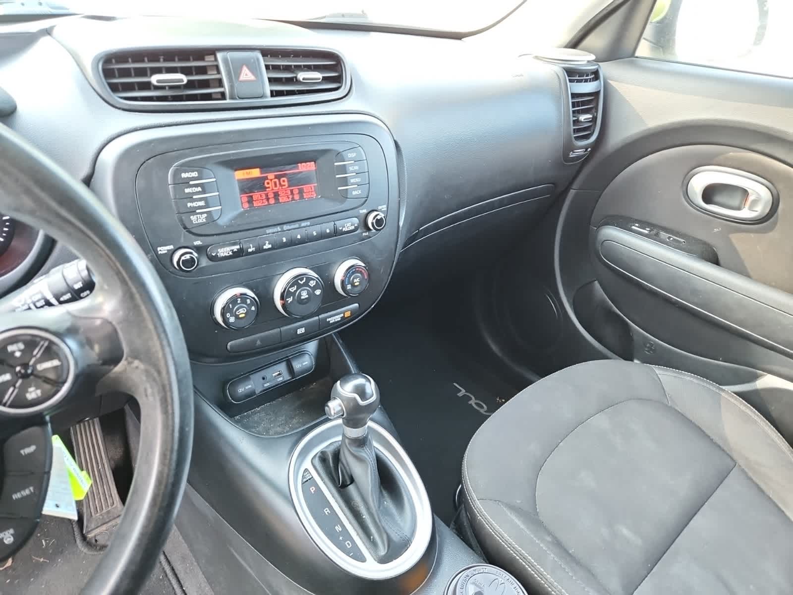 Thumbnail: 2016 Kia Soul - 10
