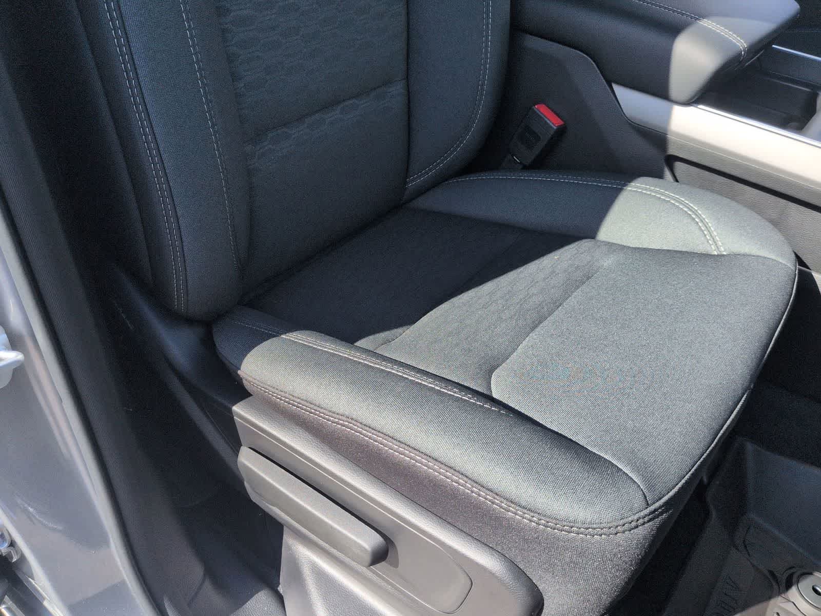 Thumbnail: 2026 RAM 1500 - 21