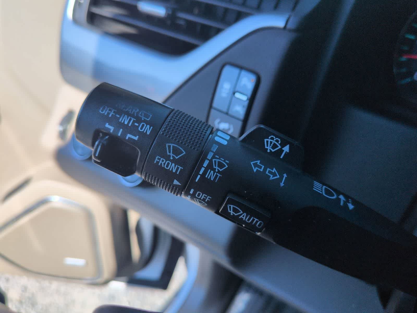 Thumbnail: 2017 Chevrolet Tahoe - 26