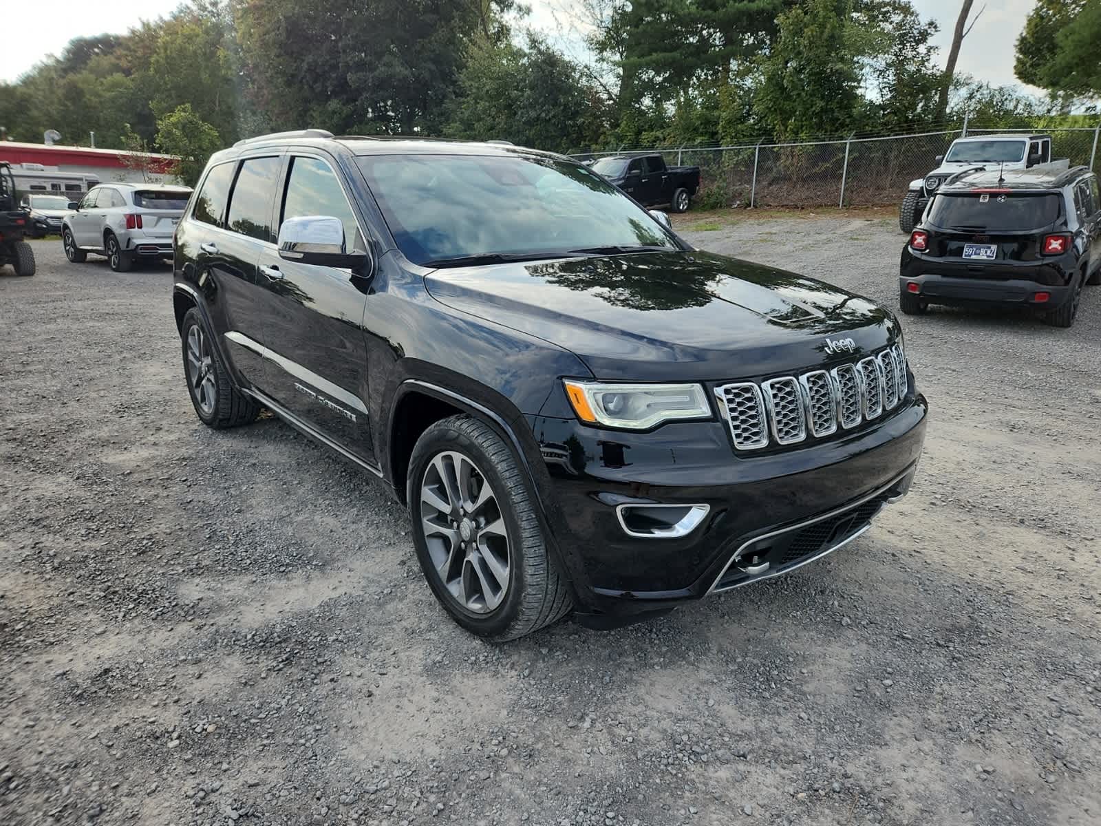 Thumbnail: 2017 Jeep Grand Cherokee - 7
