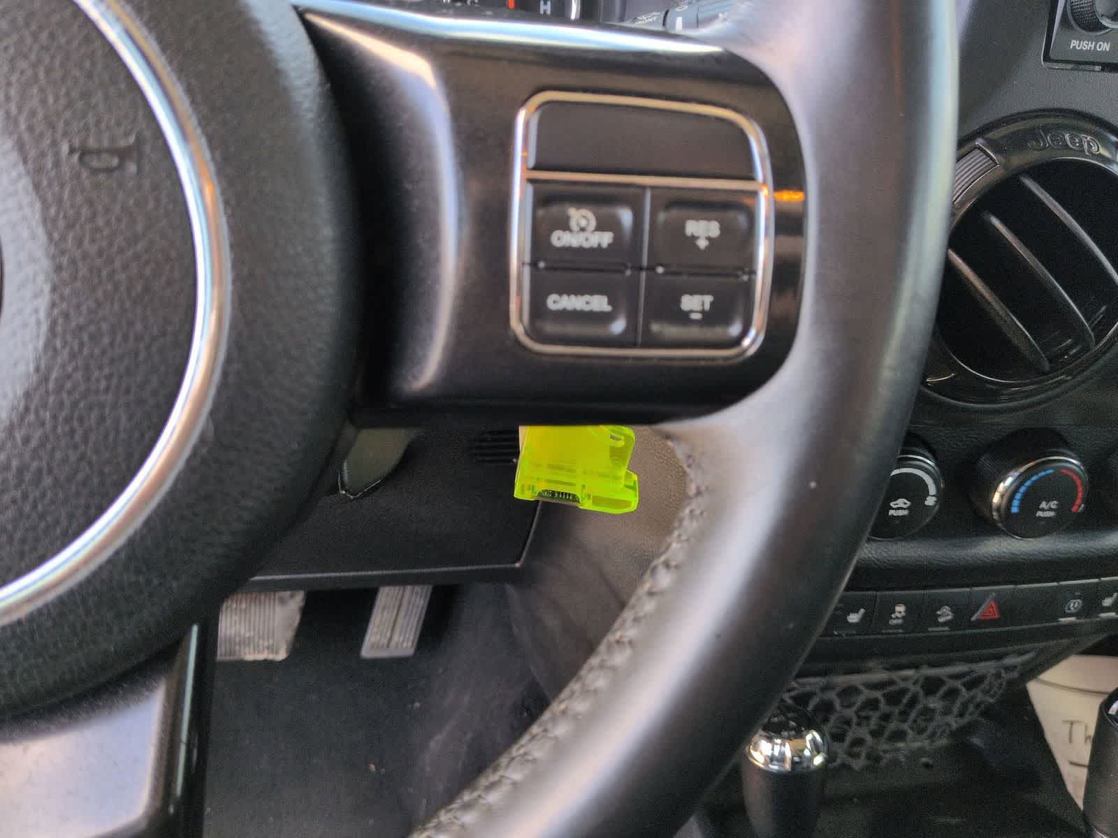 Thumbnail: 2017 Jeep Wrangler - 22