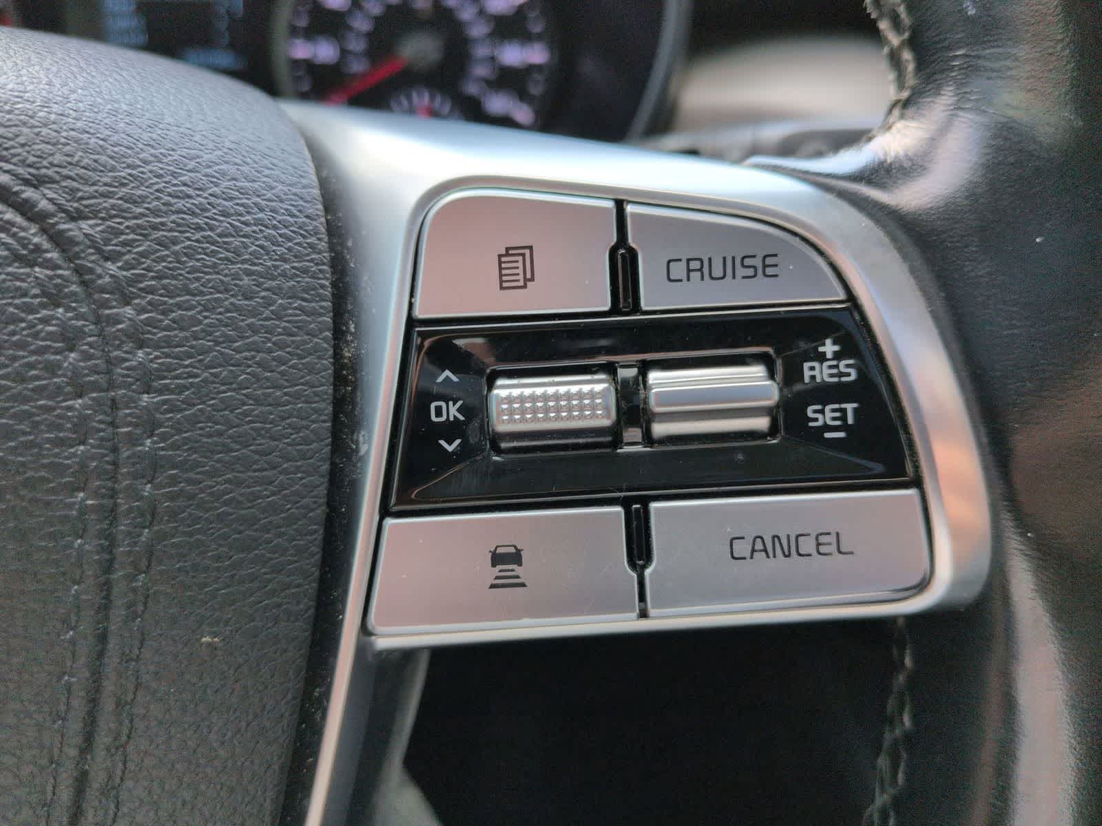 Thumbnail: 2022 Kia Telluride - 25