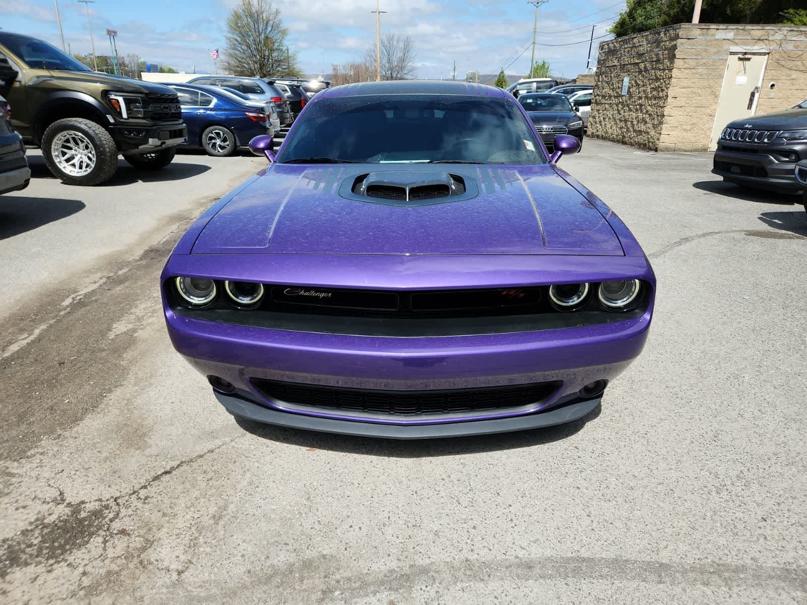 Thumbnail: 2016 Dodge Challenger - 8