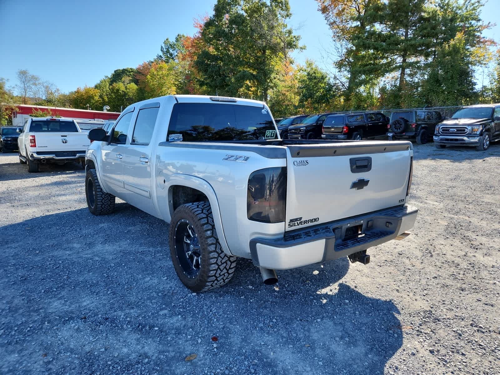 Thumbnail: 2011 Chevrolet Silverado 1500 - 3