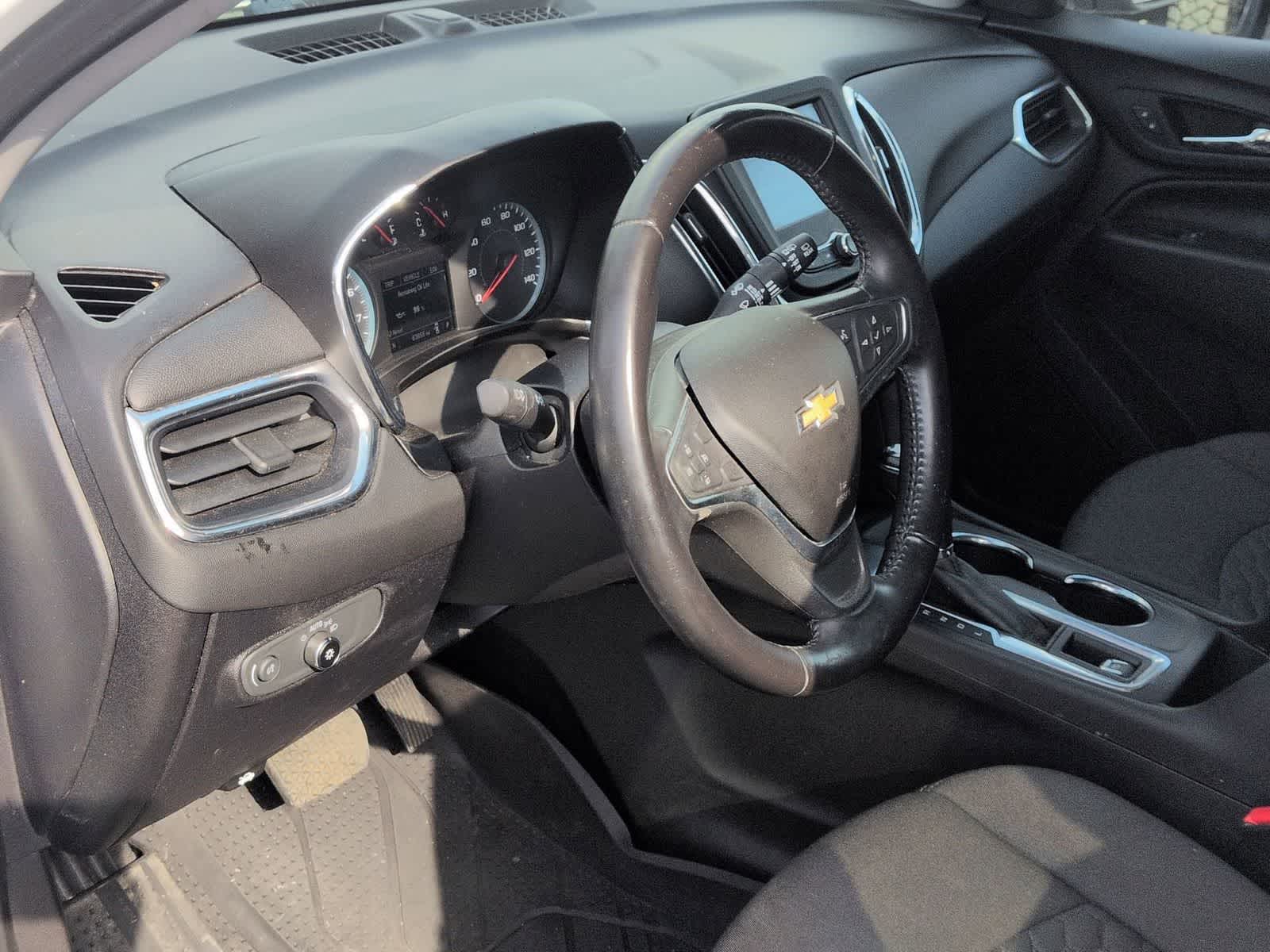 Thumbnail: 2018 Chevrolet Equinox - 10