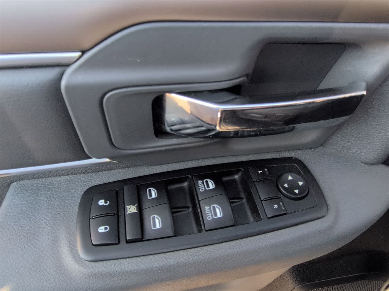 Thumbnail: 2014 RAM 1500 - 16